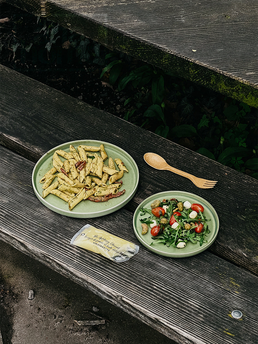 Green matte flat plate